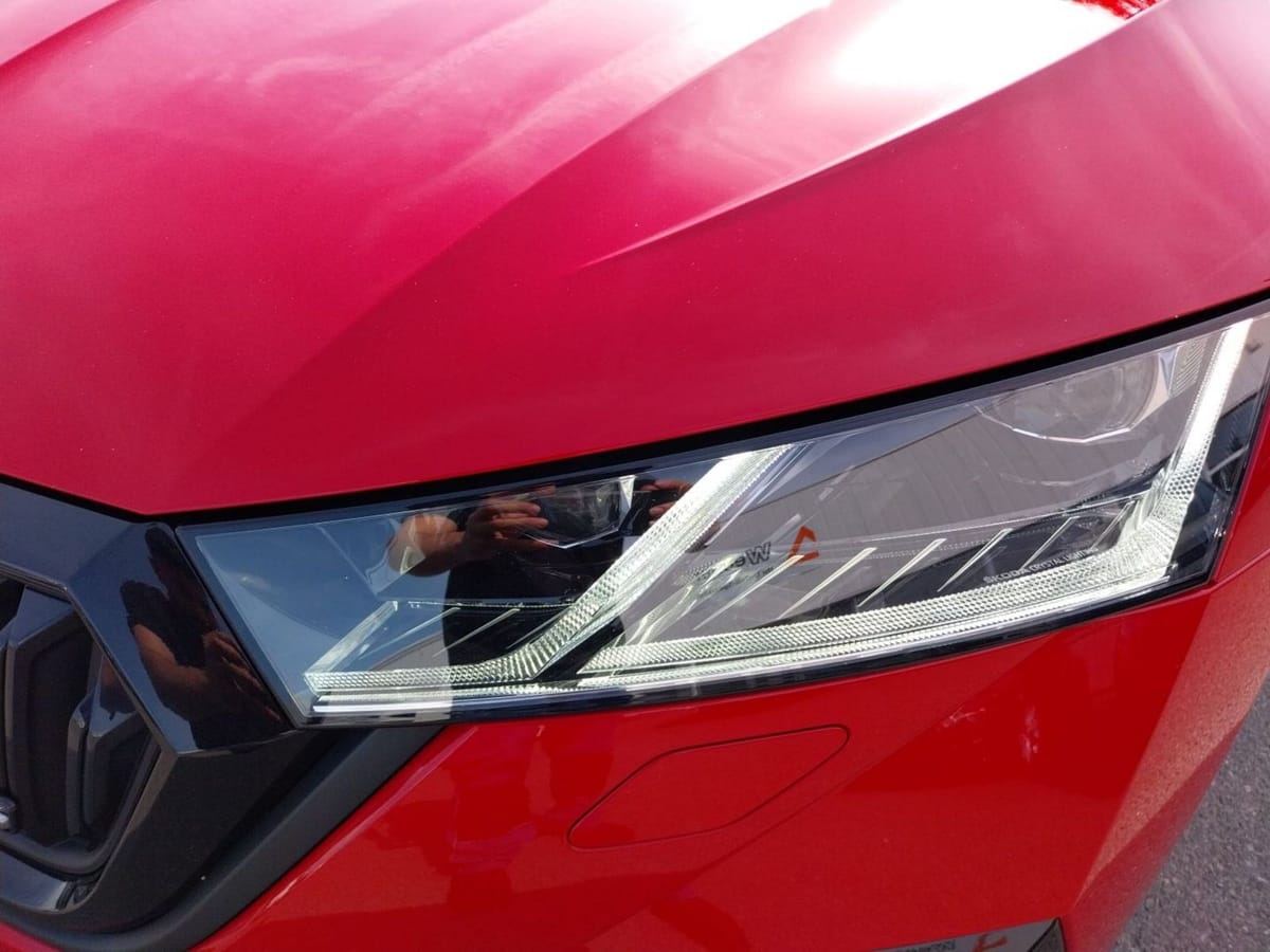Skoda Octavia Lim. RS AHK DCC NAVI HUD ACC KAMERA KES foto 4