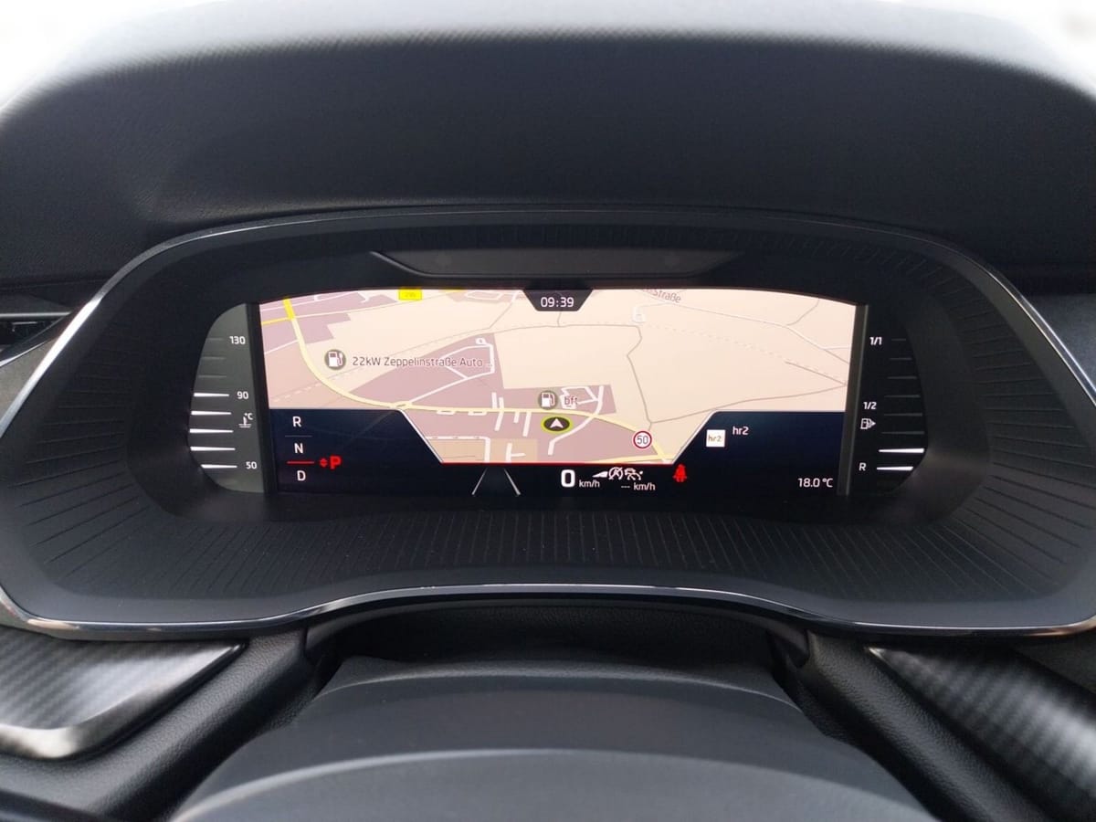 Skoda Octavia Lim. RS AHK DCC NAVI HUD ACC KAMERA KES foto 6