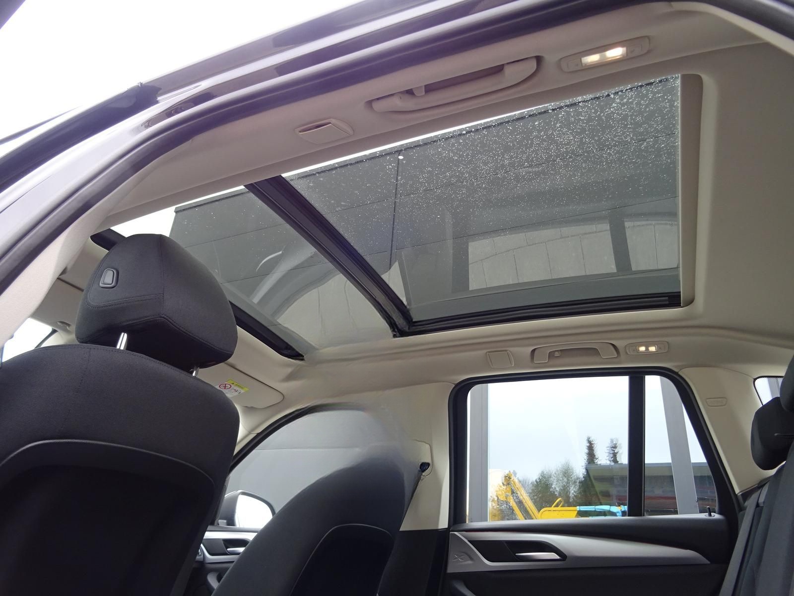 BMW X3 xDrive20d Advantage/18"/SHZ/LED/Pano/Navi/AHK foto 15