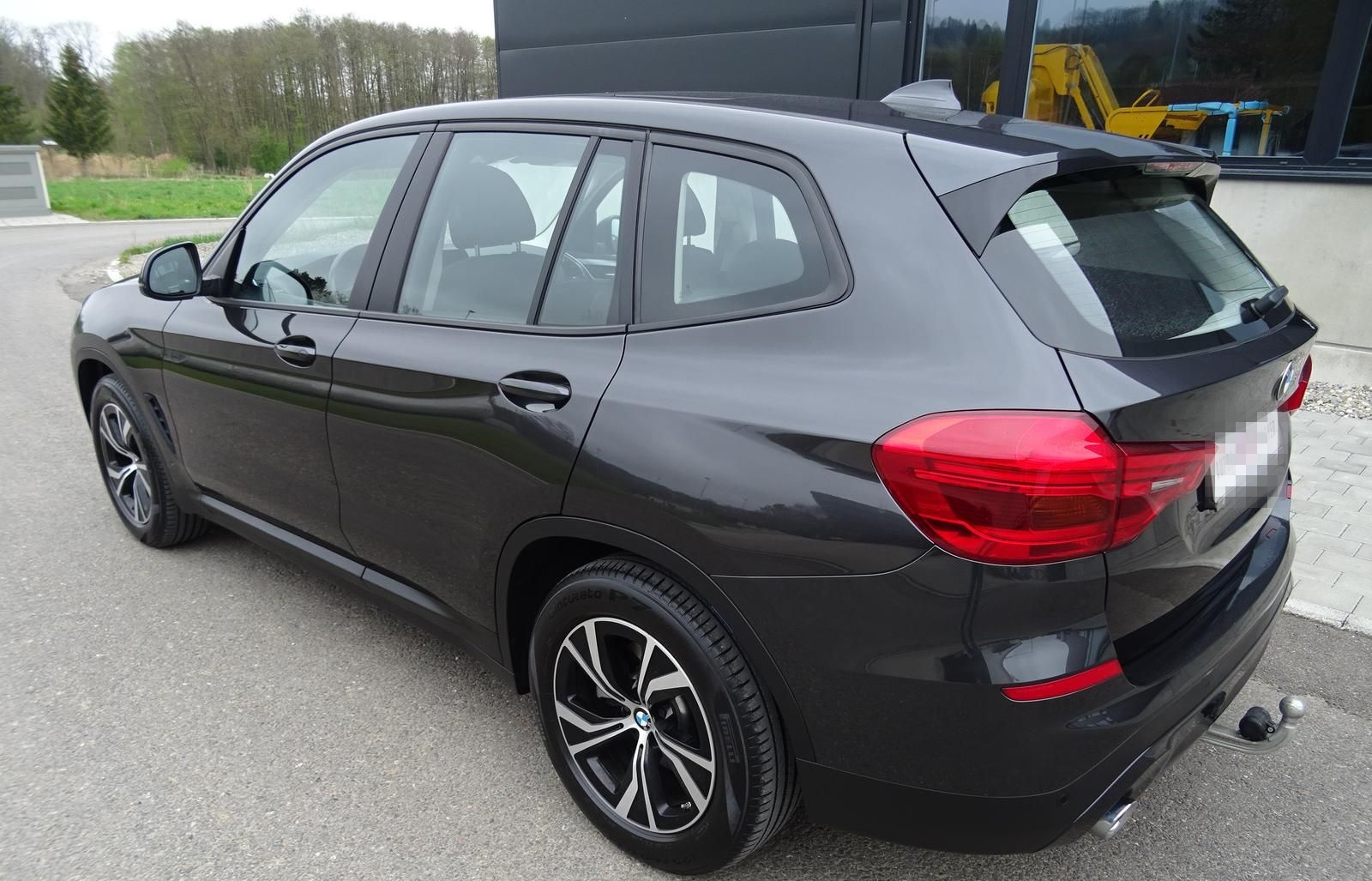 BMW X3 xDrive20d Advantage/18"/SHZ/LED/Pano/Navi/AHK foto 3