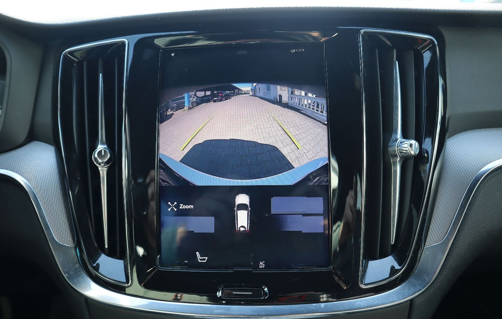 Volvo V60 Kombi R Design foto 17