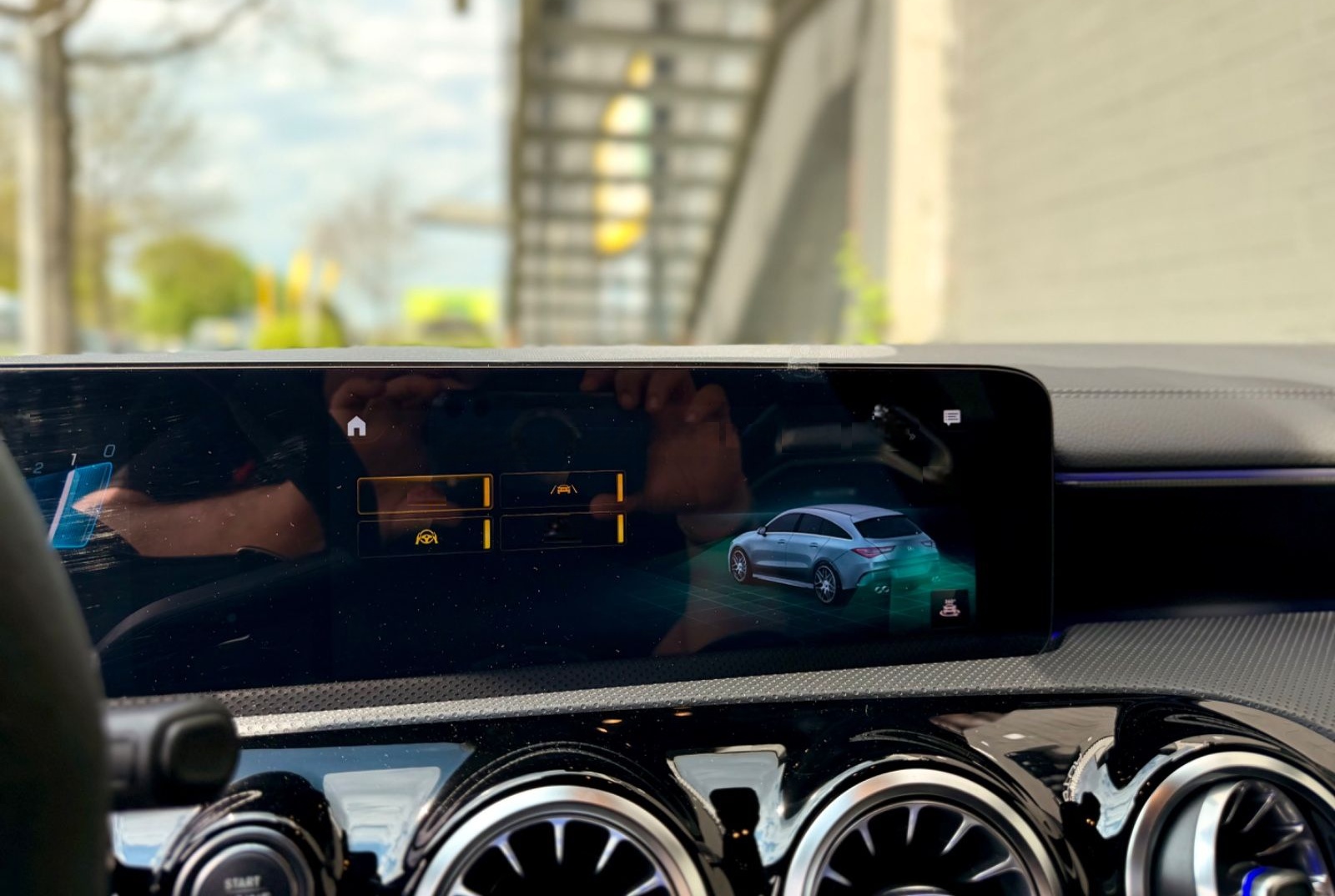 Mercedes-Benz CLA 45 AMG Shooting brake/AMGPERFOMANCE/ABGAS* foto 20