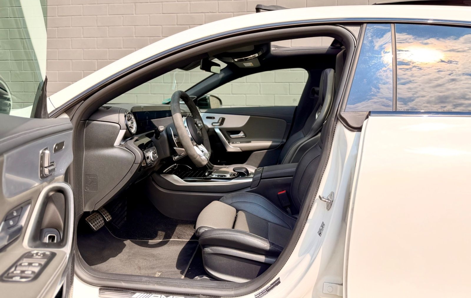 Mercedes-Benz CLA 45 AMG Shooting brake/AMGPERFOMANCE/ABGAS* foto 8