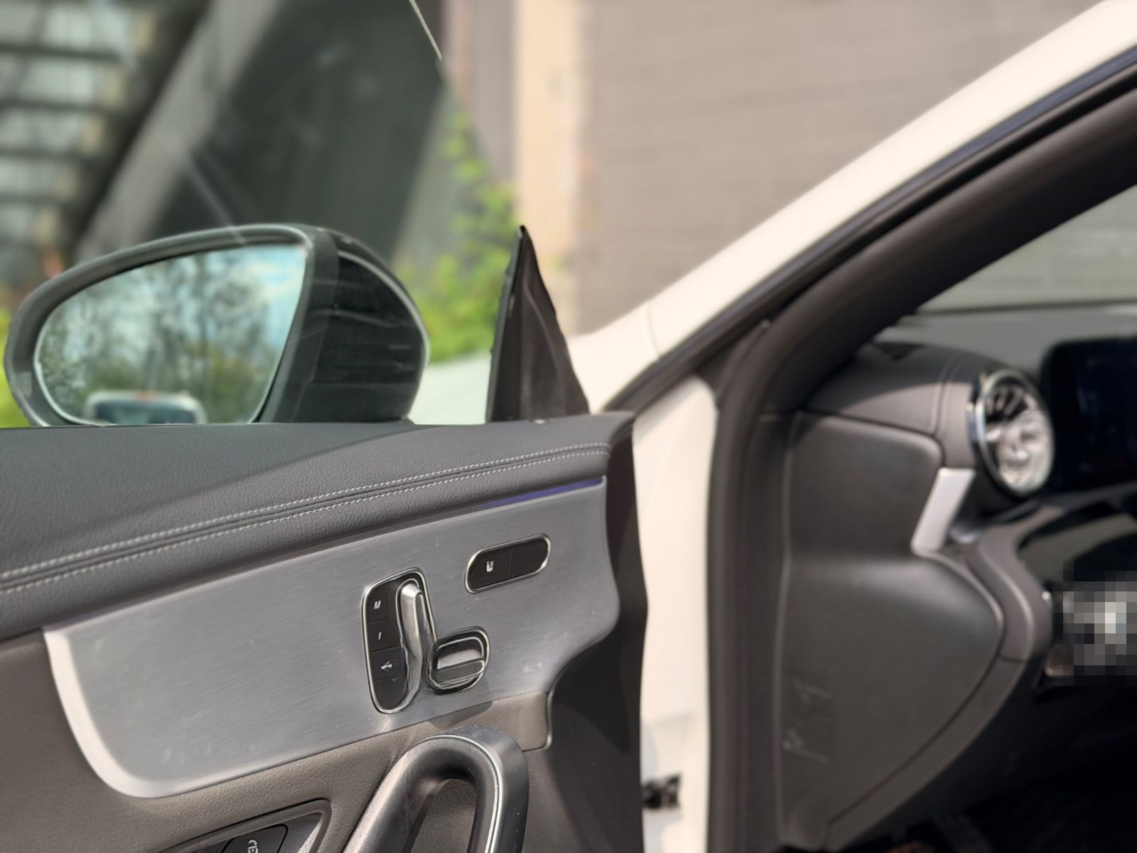 Mercedes-Benz CLA 45 AMG Shooting brake/AMGPERFOMANCE/ABGAS* foto 10