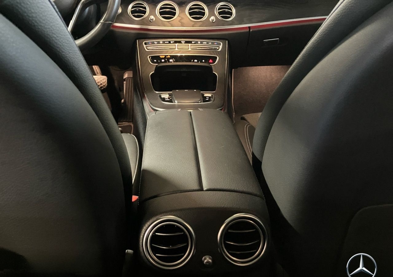 Mercedes-Benz E 300 de T AMG/MBUX-HIGH/PANO/FAHRASS/360° foto 15