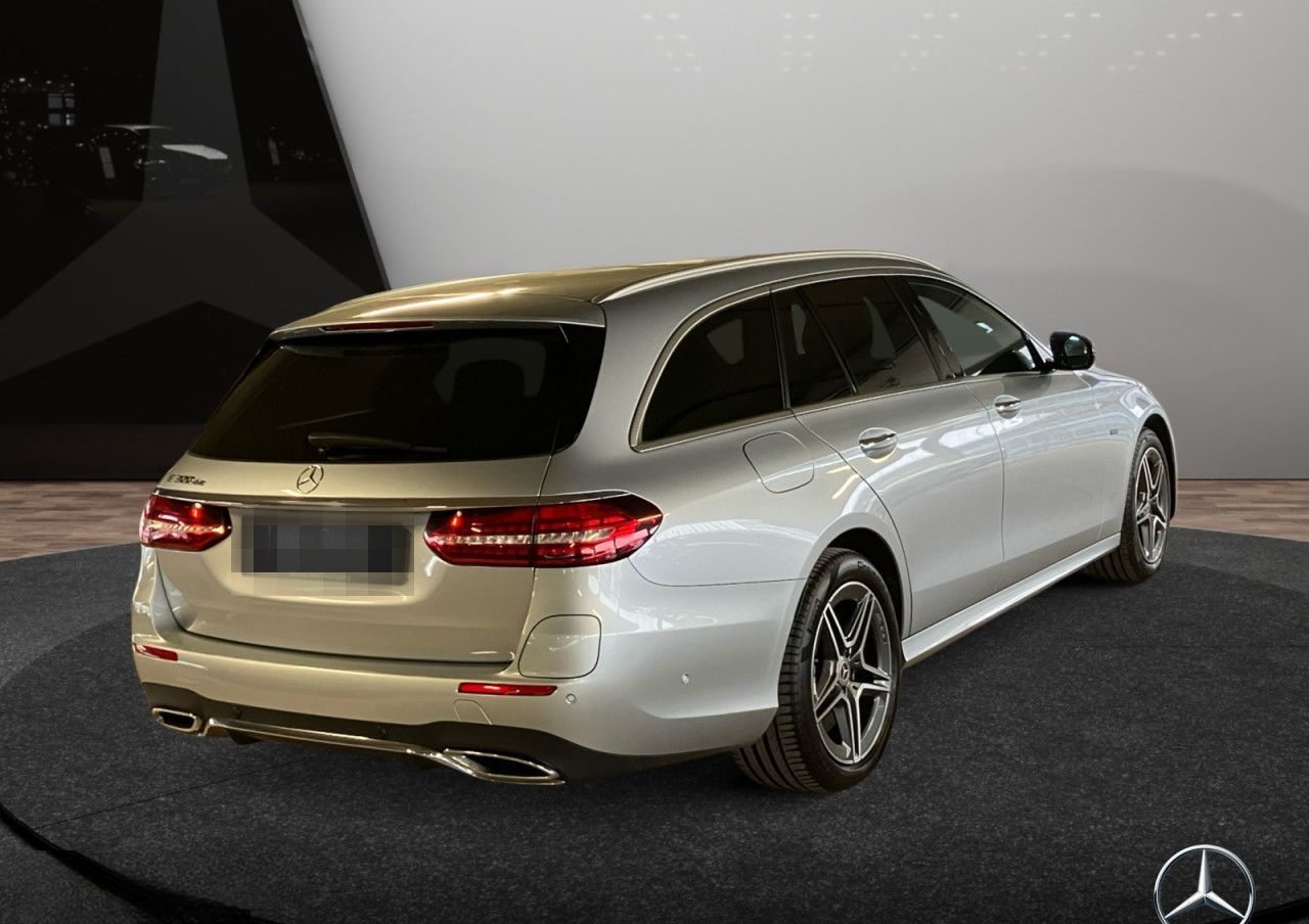 Mercedes-Benz E 300 de T AMG/MBUX-HIGH/PANO/FAHRASS/360° foto 8