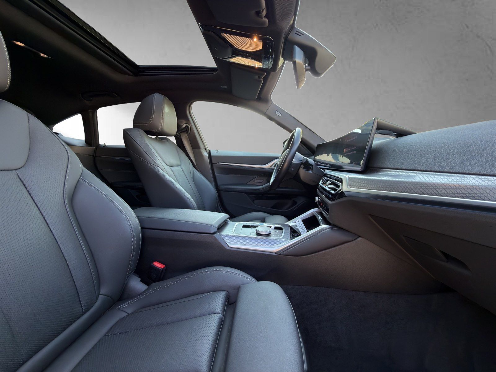 BMW i4 eDrive40 M Sport 360° HiFi HUD 19" foto 16