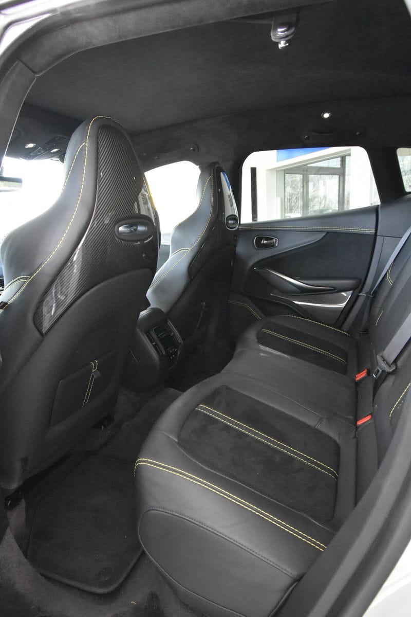 Aston Martin DBX 4.0 V8 707 Carbon Paket 23 Zoll foto 20