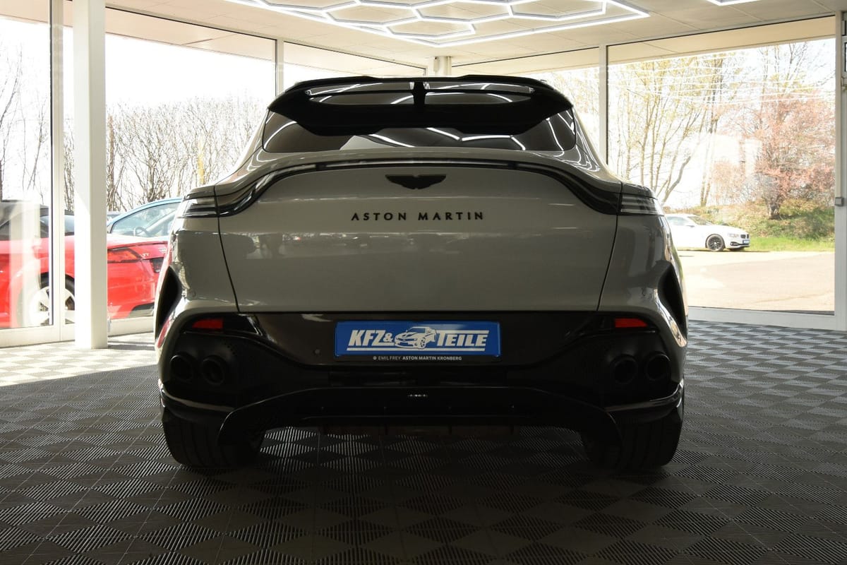 Aston Martin DBX 4.0 V8 707 Carbon Paket 23 Zoll foto 7