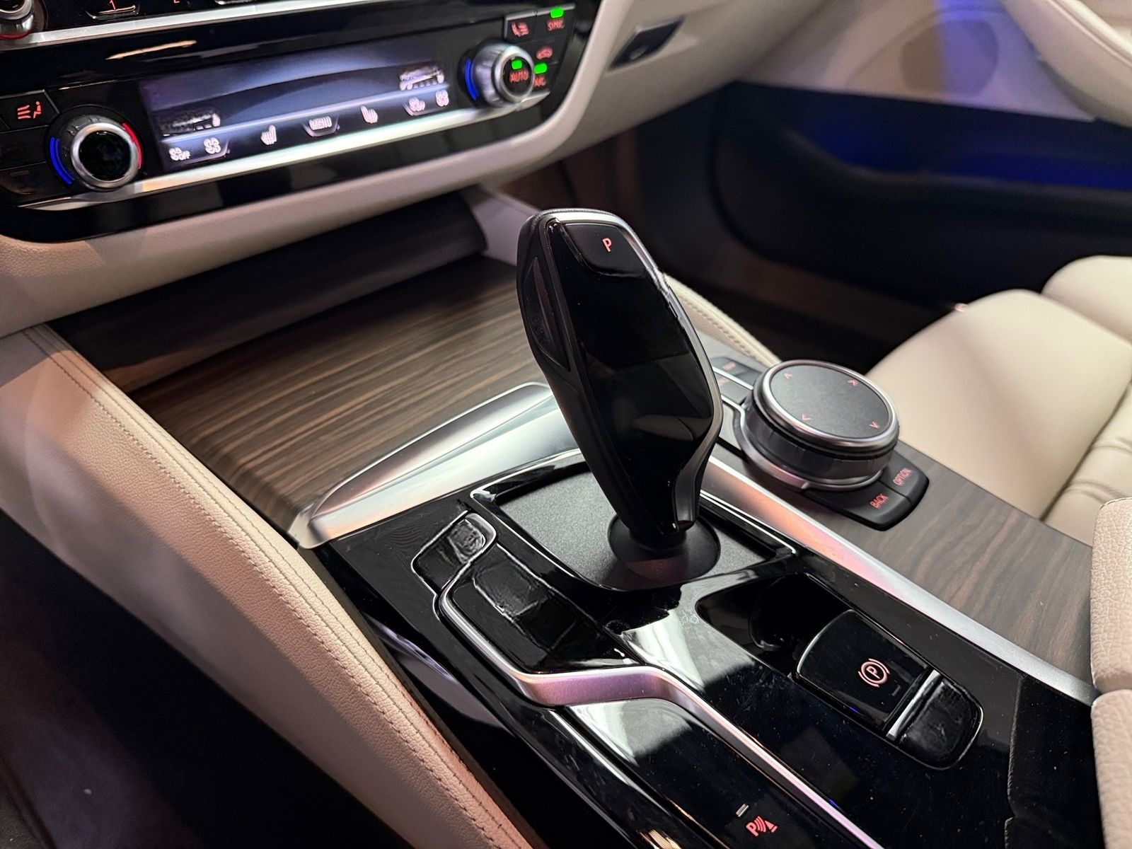 BMW 520d Limousine*a.LED*ACC*Navi*Kamera*Leder*HiFi foto 25