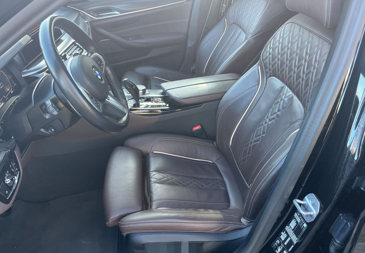 BMW 530 M Sport xDrive touring/AHK/Panodach/Nav/Lede foto 21