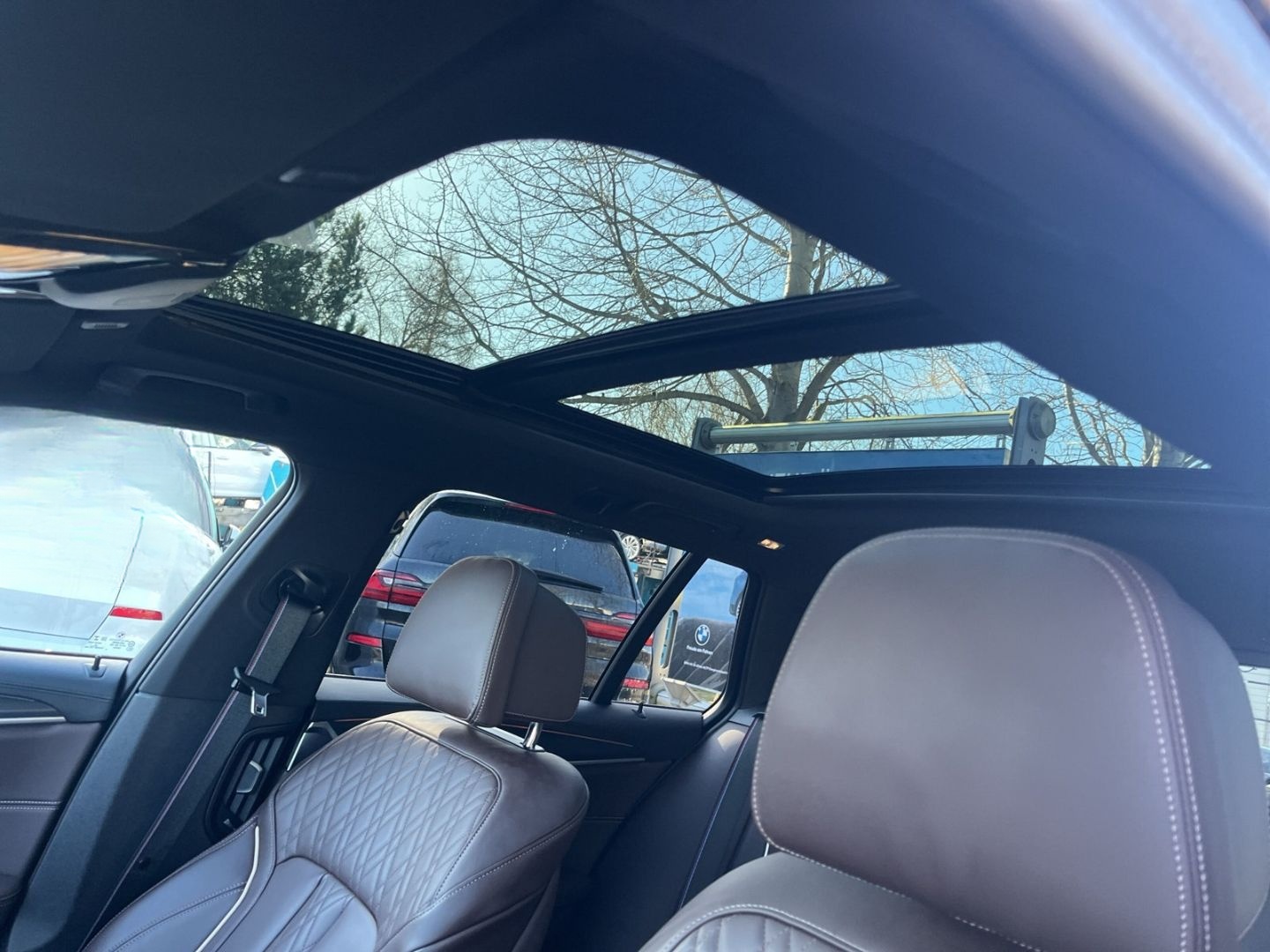 BMW 530 M Sport xDrive touring/AHK/Panodach/Nav/Lede foto 24