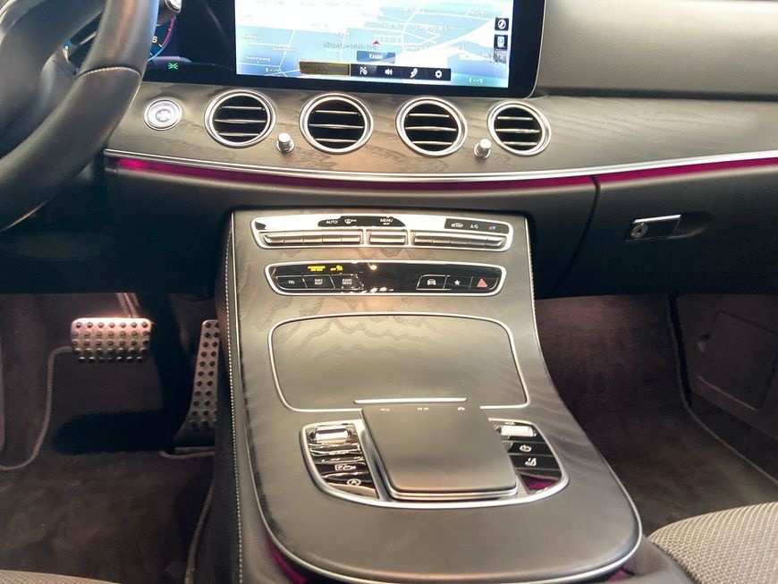 Mercedes-Benz E 220 d 4M T All-Terrain Avantgarde|Night|19''AM foto 15