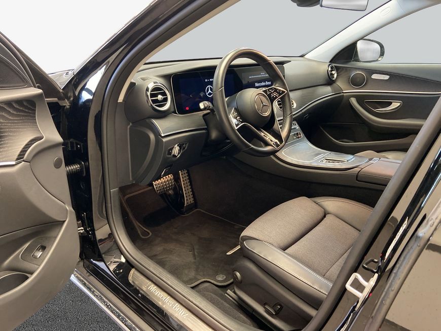 Mercedes-Benz E 220 d 4M T All-Terrain Avantgarde|Night|19''AM foto 10