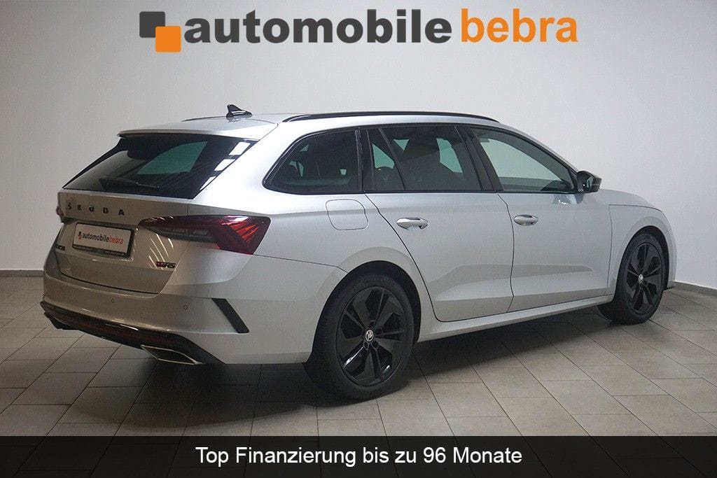 Skoda Octavia 2.0TDI DSG RS Virtual Pano AHK HUD DCC foto 4