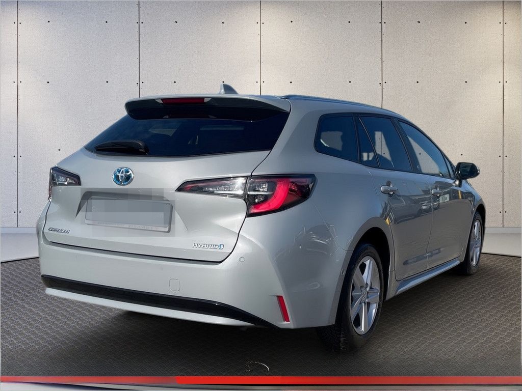Toyota Corolla Touring Sports 1.8 Hybrid Team D KAMERA foto 4