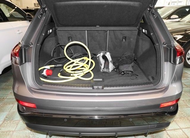 Audi Q4 50 e-tron quattro S line Edition One LM21 Mat foto 15