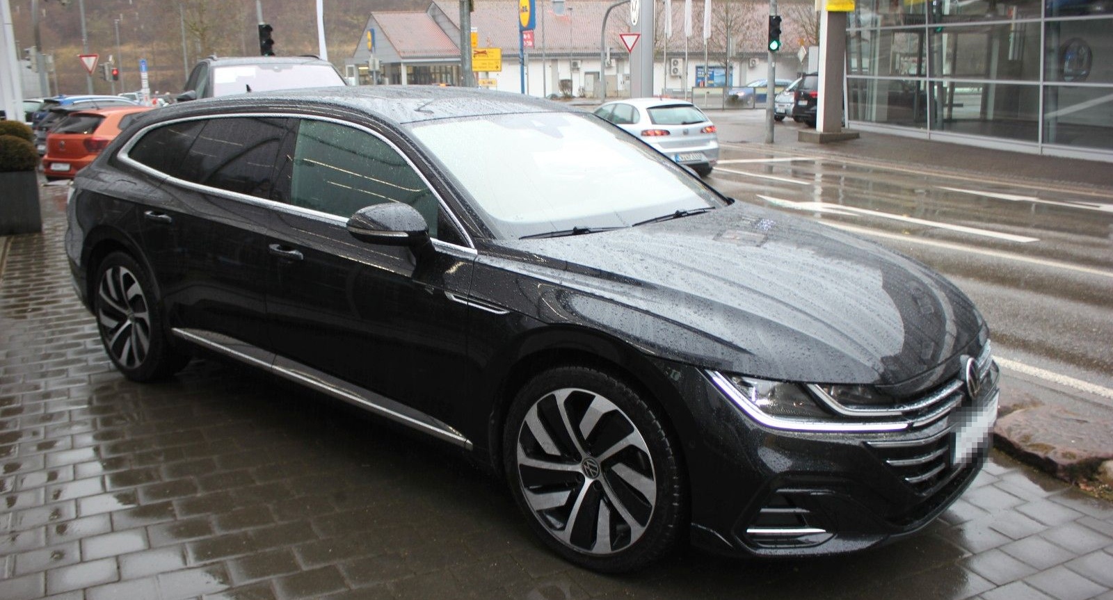 Volkswagen Arteon Shooting Brake R-Line 2.0 TSI 4Motion DSG foto 2
