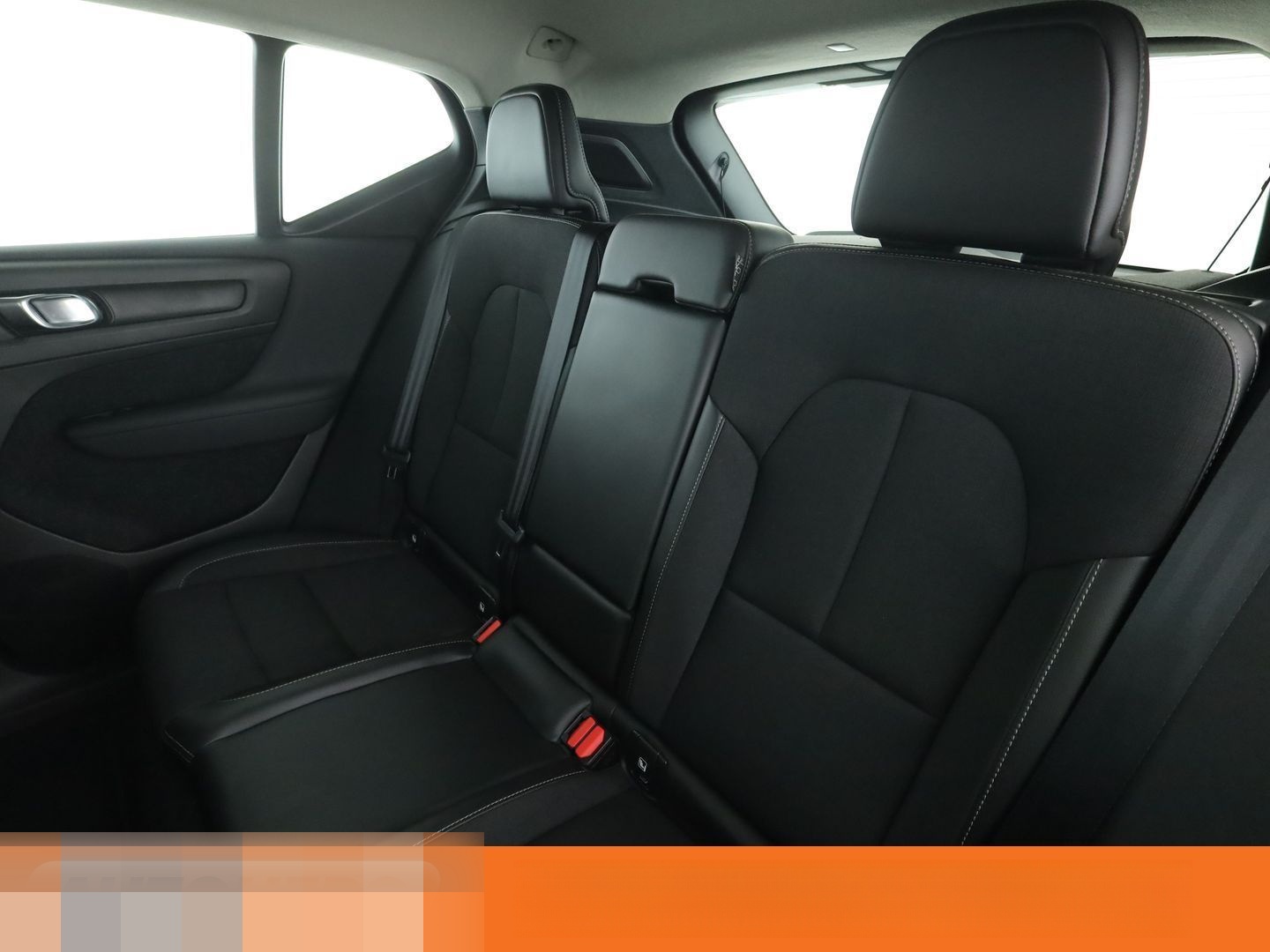 Volvo XC40 2.0 D3 Momentum 2WD Aut*NAVI*LED*TEMPO*AHK* foto 14