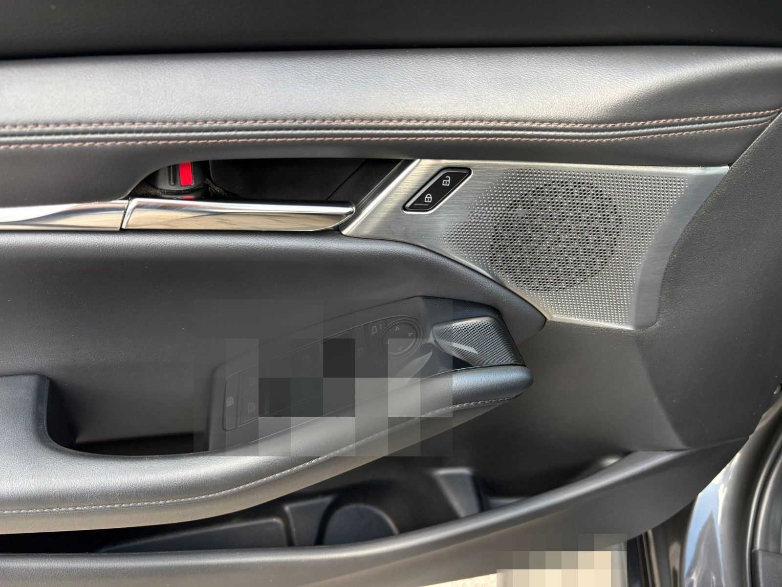Mazda 3 Lim. Selection 179PS AWD Bose Design-Paket foto 18