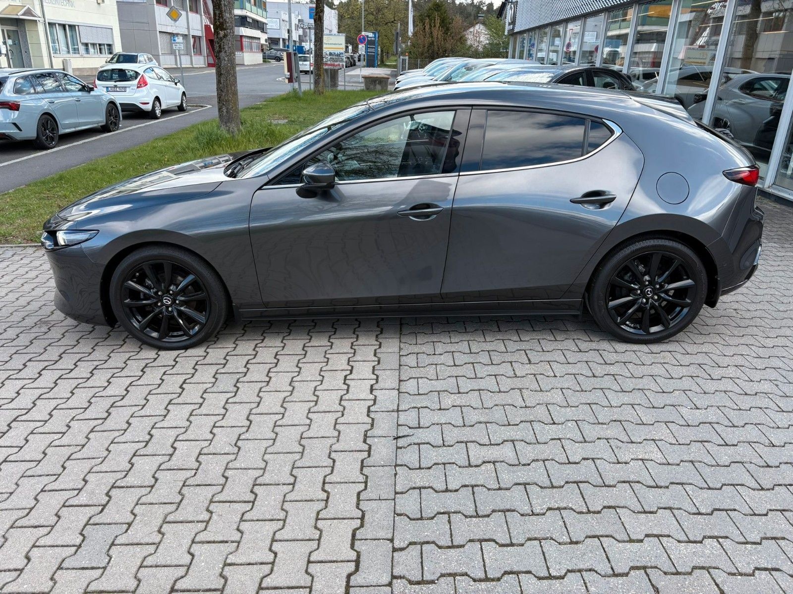 Mazda 3 Lim. Selection 179PS AWD Bose Design-Paket foto 5