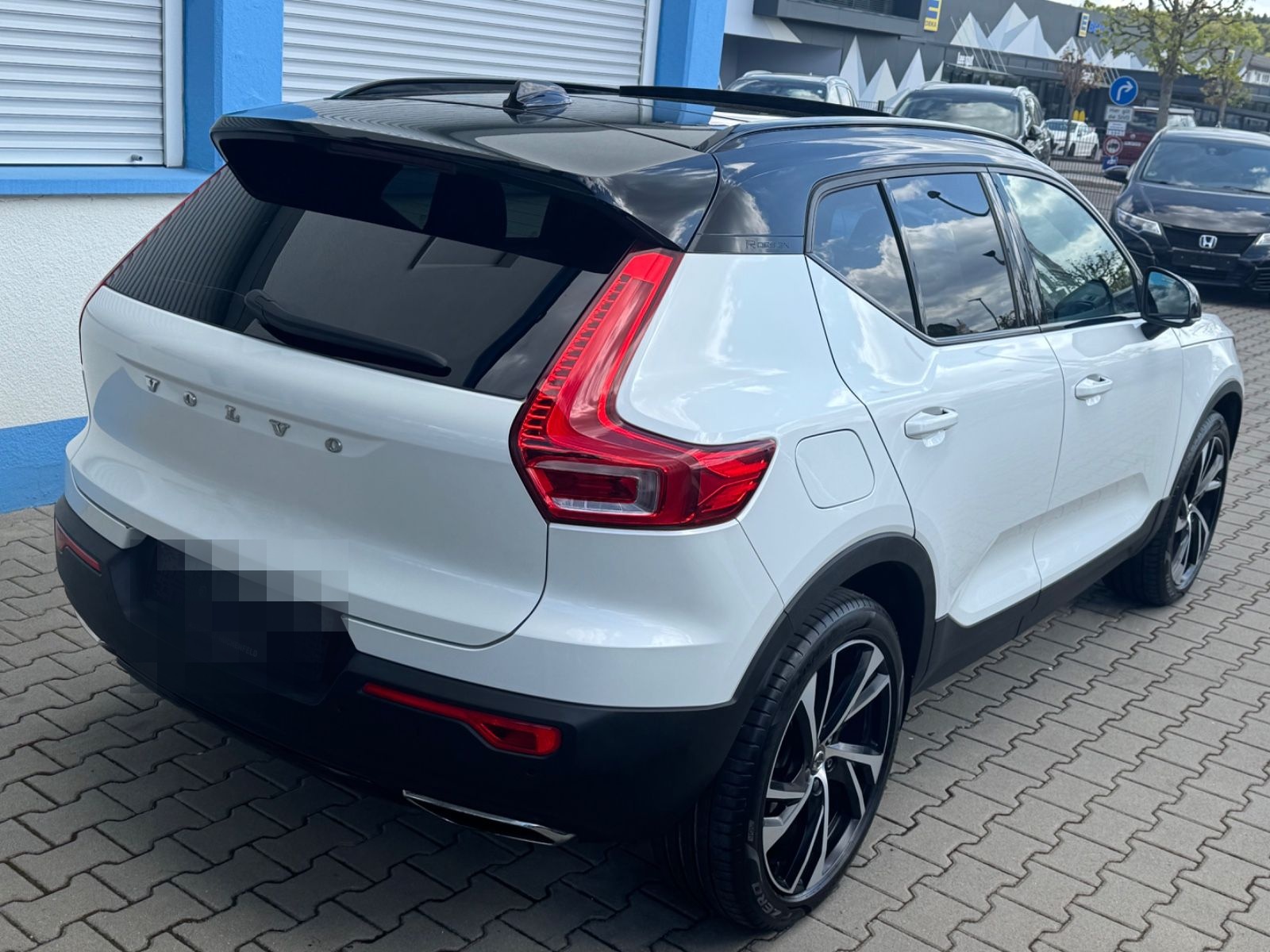 Volvo XC40 R Design 4X4 AWD Panorama Alcantara foto 8