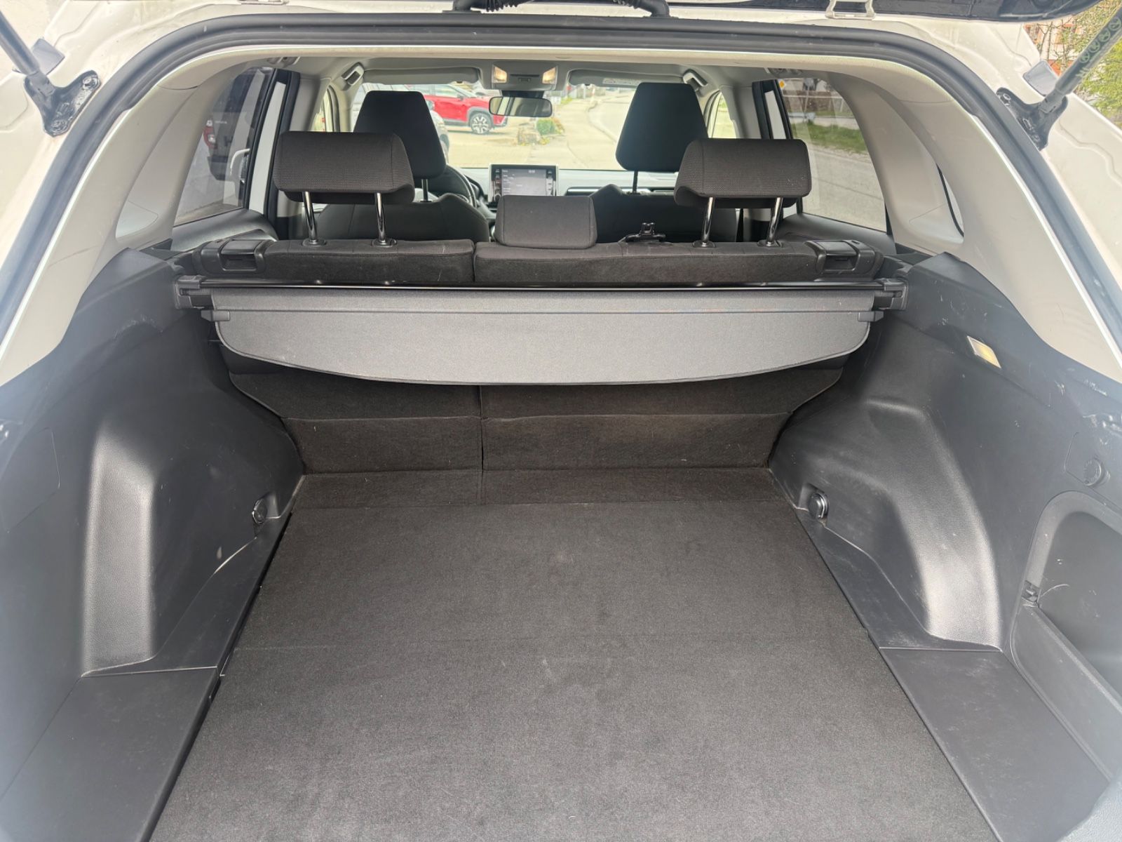 Toyota RAV 4 RAV4 Hybrid 4x2 Basis foto 6