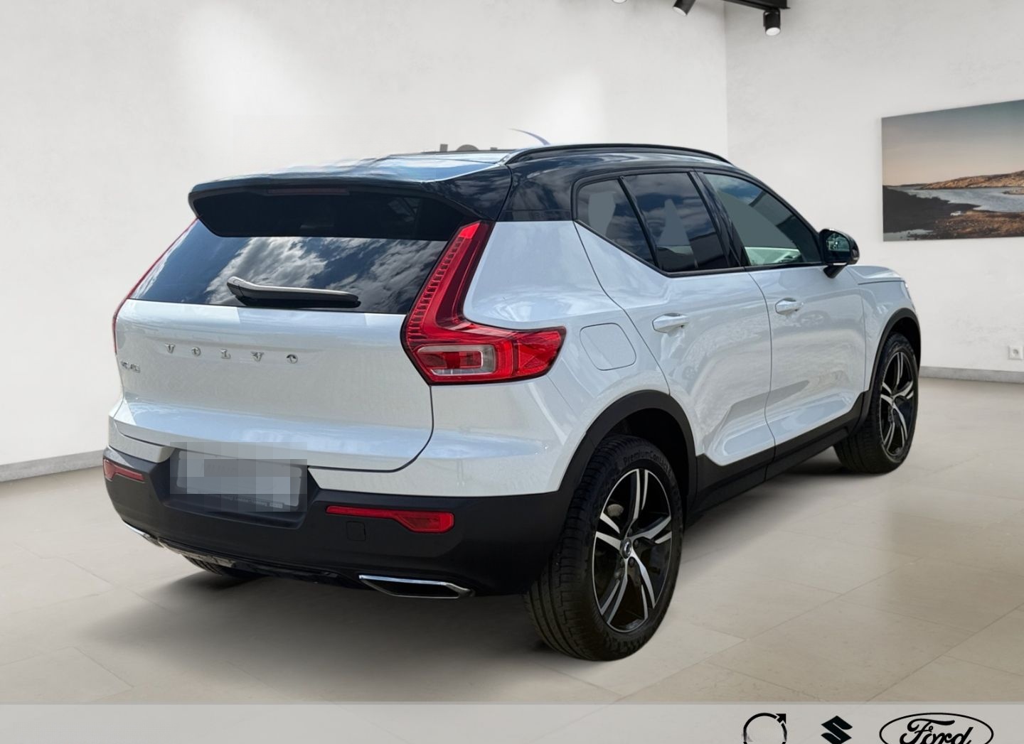 Volvo XC40 R Design 2WD AHK-klappbar Navi Leder Digita foto 5
