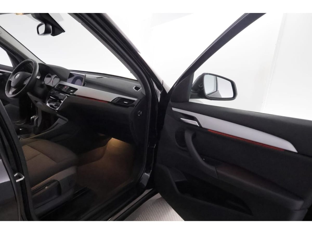 BMW X1 18i Advantage LED NAVI CARPLAY TEMPO KLIMA foto 13