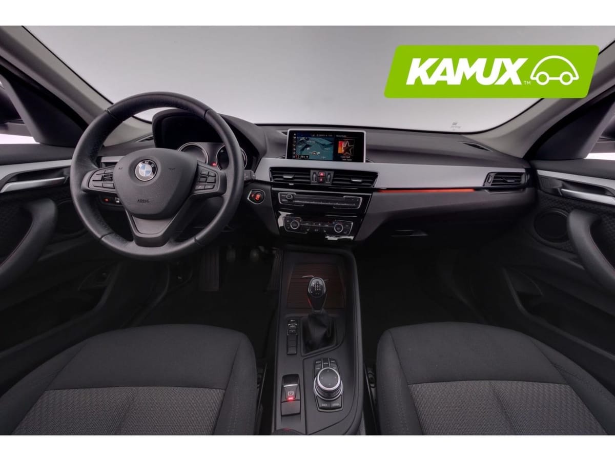 BMW X1 18i Advantage LED NAVI CARPLAY TEMPO KLIMA foto 3