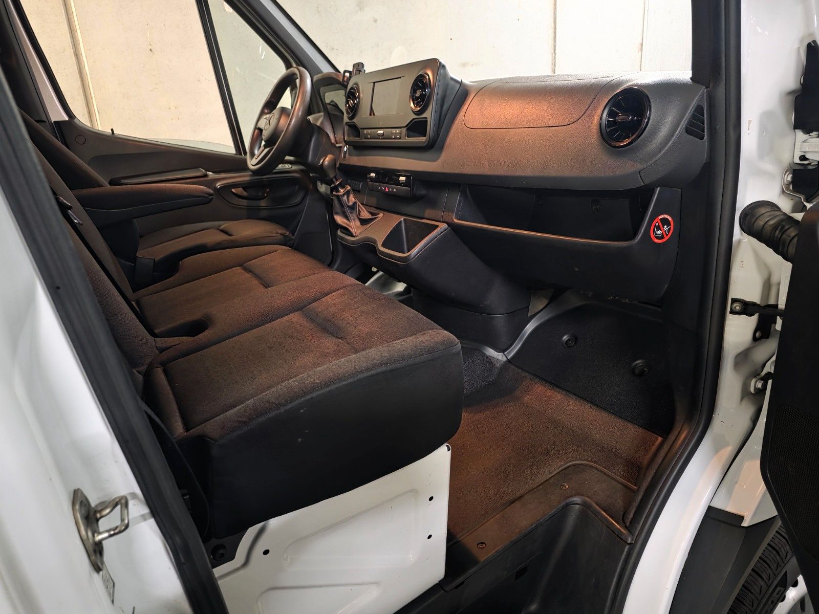 Mercedes-Benz Sprinter 314 4x4 DoKa 6 Sitze AHK Regale foto 15