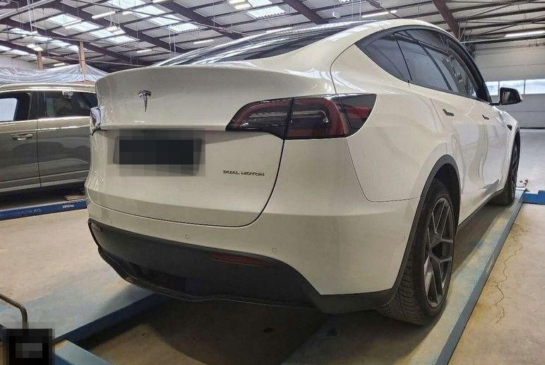 Tesla Model Y Long Range Dual AWD|Autopilot3|Pano|360° foto 2