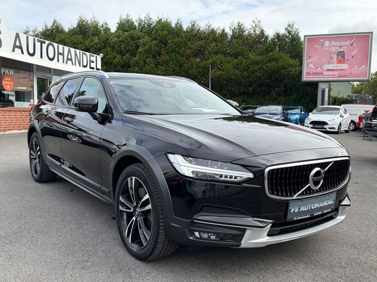 Volvo V90 Cross Country Pro AWD foto 2