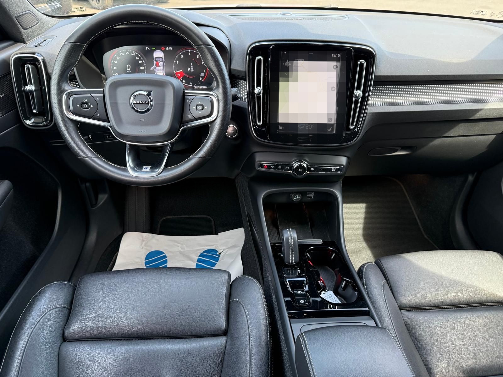 Volvo XC40 1.5 KAT R Design 2WD*RFK*SHZ*Navi*SHA*LED foto 12