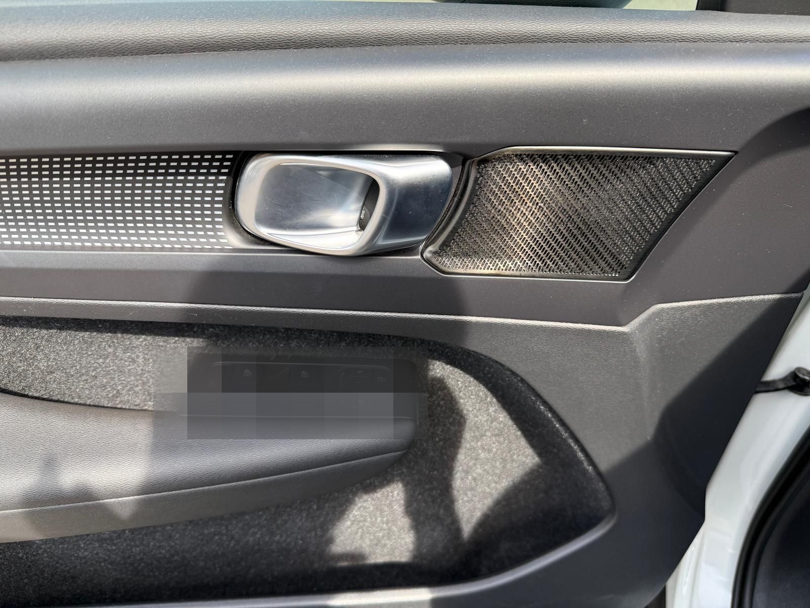 Volvo XC40 1.5 KAT R Design 2WD*RFK*SHZ*Navi*SHA*LED foto 9