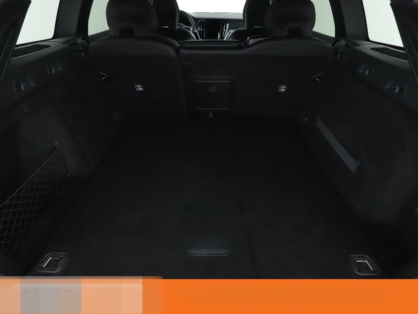 Volvo V60 2.0 D4 R-Design Aut.*NAV*HUD*TEMP*CAM*PDC* foto 18