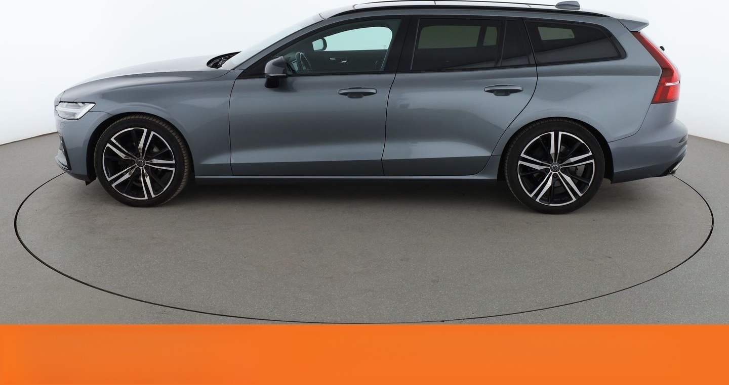 Volvo V60 2.0 D4 R-Design Aut.*NAV*HUD*TEMP*CAM*PDC* foto 3