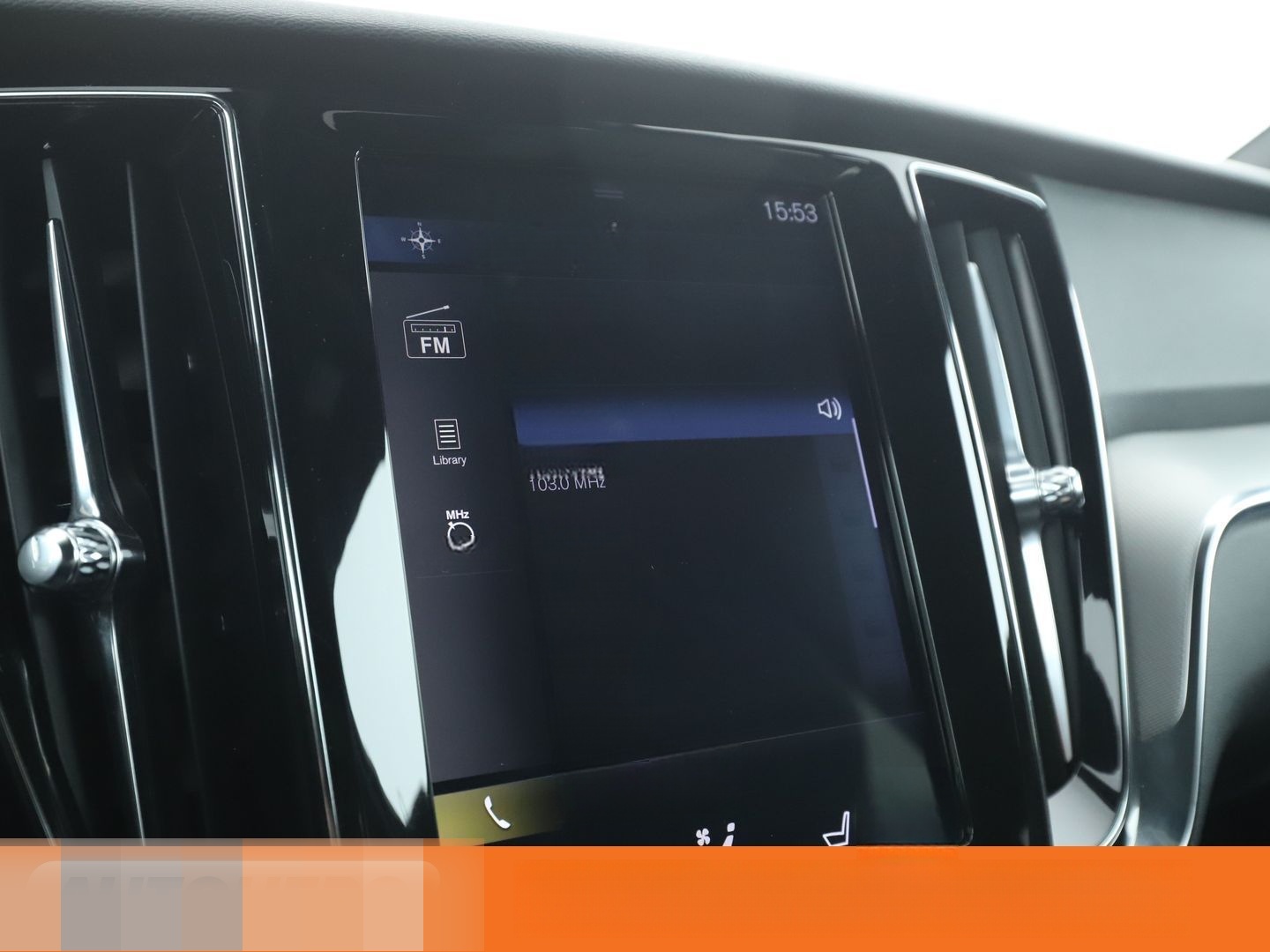 Volvo V60 2.0 D4 R-Design Aut.*NAV*HUD*TEMP*CAM*PDC* foto 22