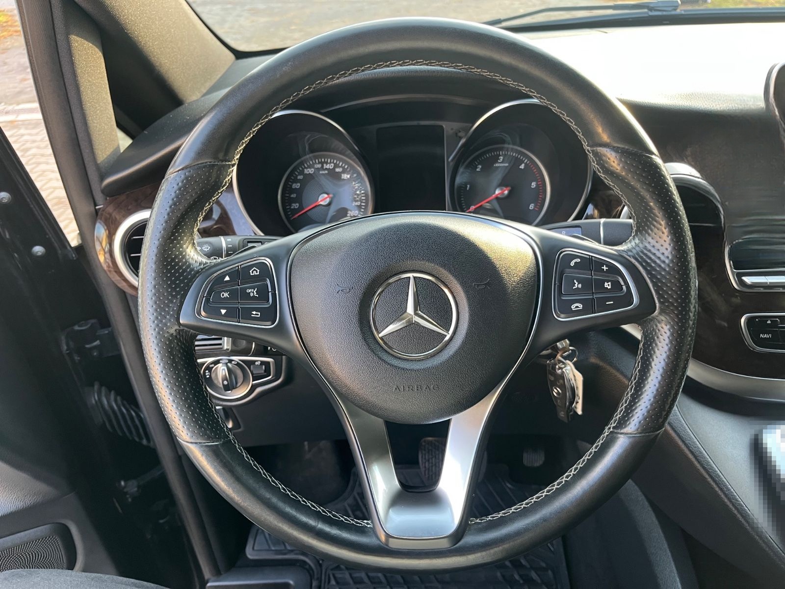 Mercedes-Benz V 250 d lang Avantgarde/8 Sitze foto 19