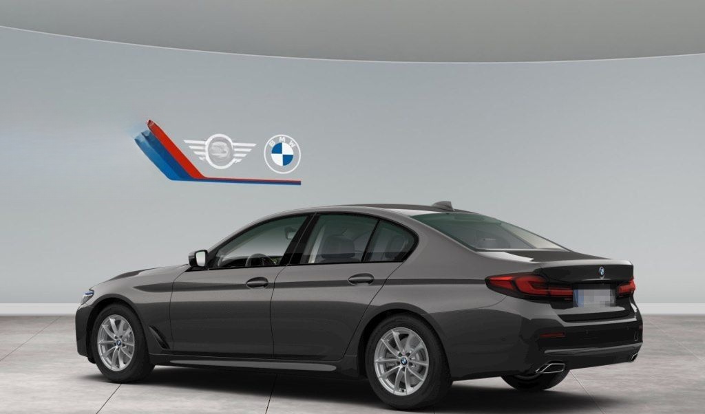 BMW 530d xDrive A Laser HEAD-UP SITZBELÜFT RFK HIFI foto 7