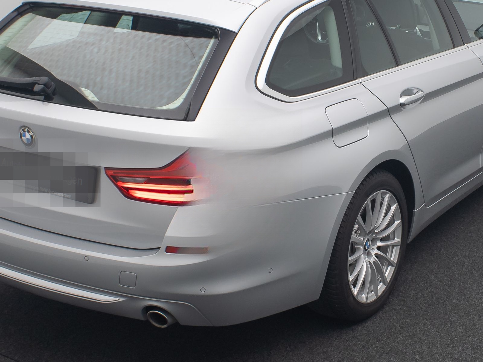 BMW 530d xD LuxuryLine Panoram 360°HUD HiFi DisplKey foto 16
