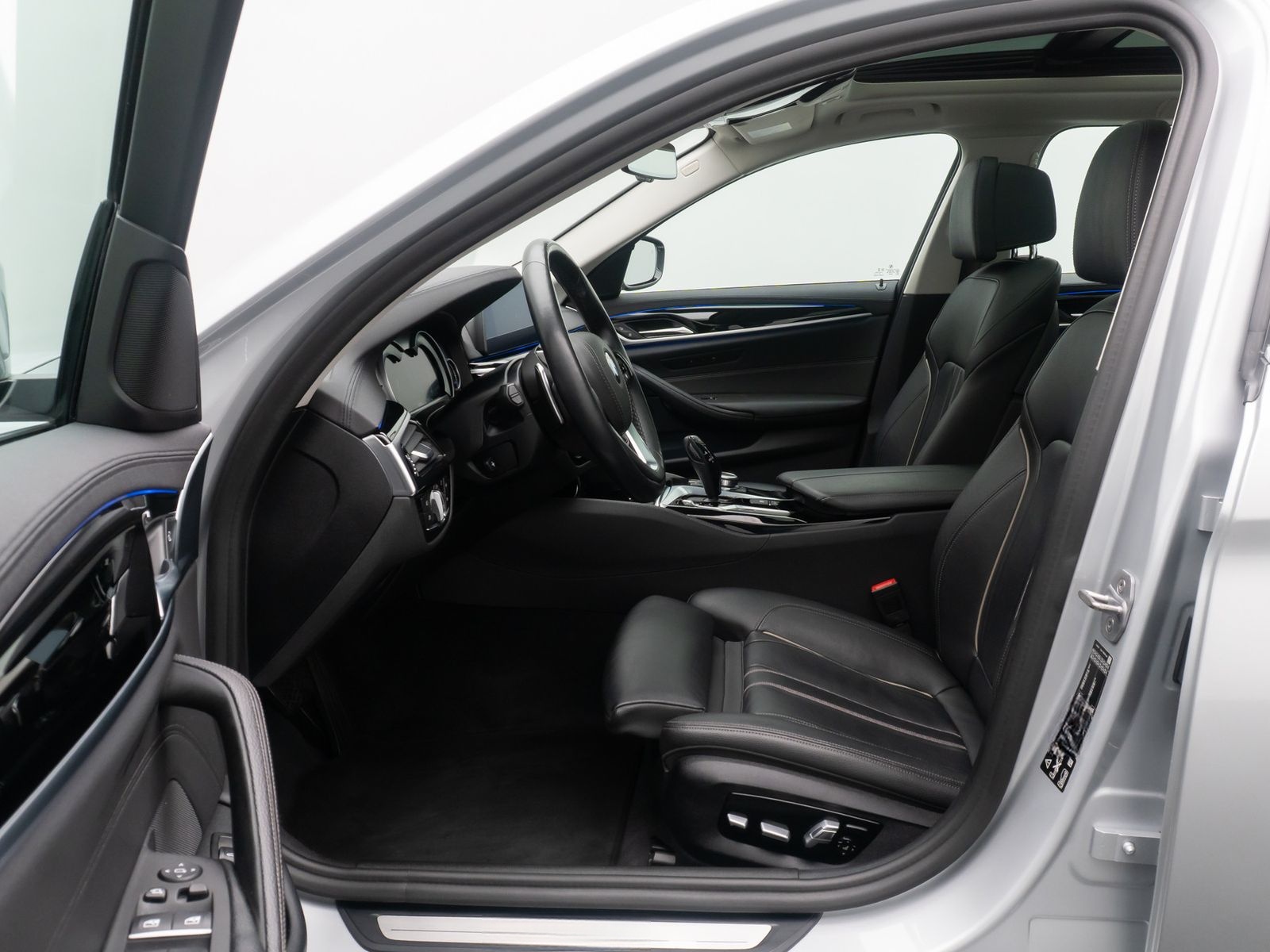 BMW 530d xD LuxuryLine Panoram 360°HUD HiFi DisplKey foto 20