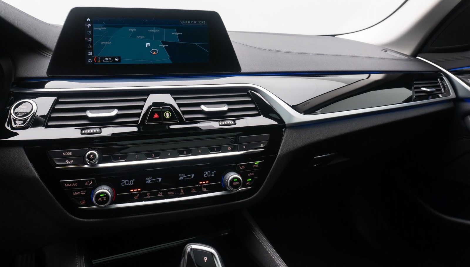 BMW 530d xD LuxuryLine Panoram 360°HUD HiFi DisplKey foto 22