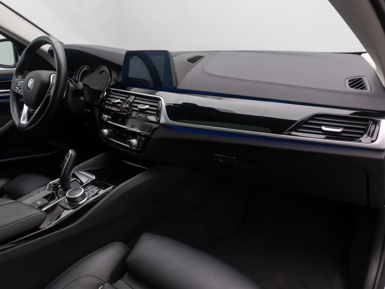 BMW 530d xD LuxuryLine Panoram 360°HUD HiFi DisplKey foto 24