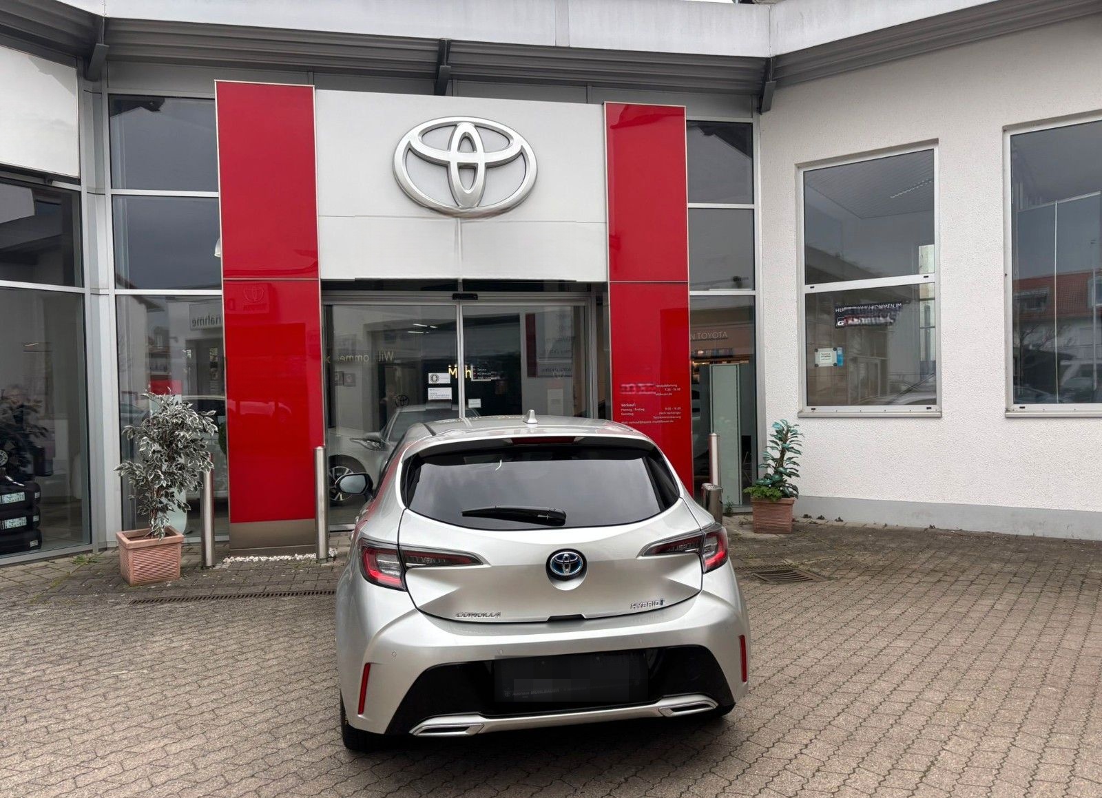 Toyota Corolla Hybrid Team D I Sitzheizung I KAMERA foto 14