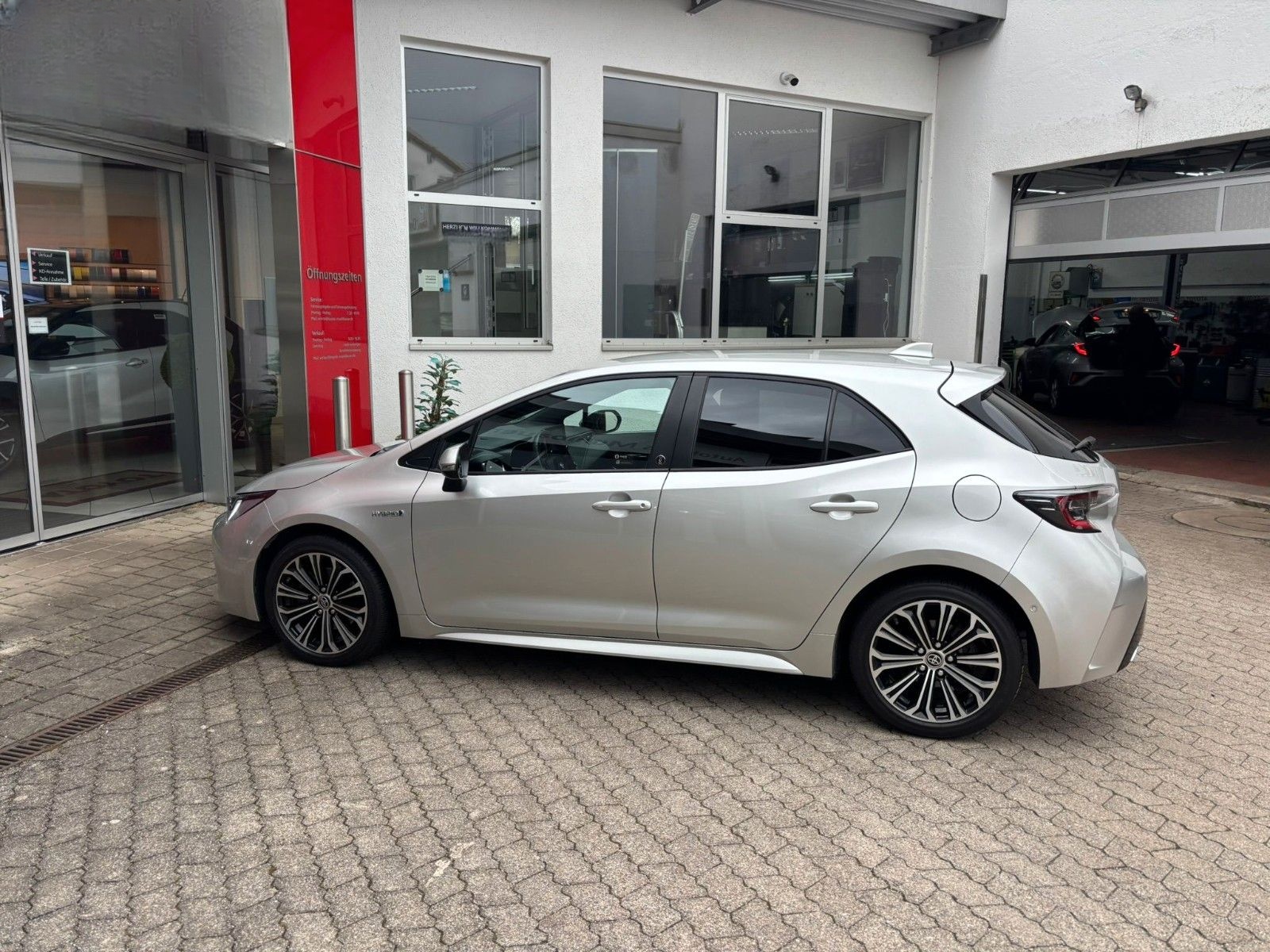 Toyota Corolla Hybrid Team D I Sitzheizung I KAMERA foto 19