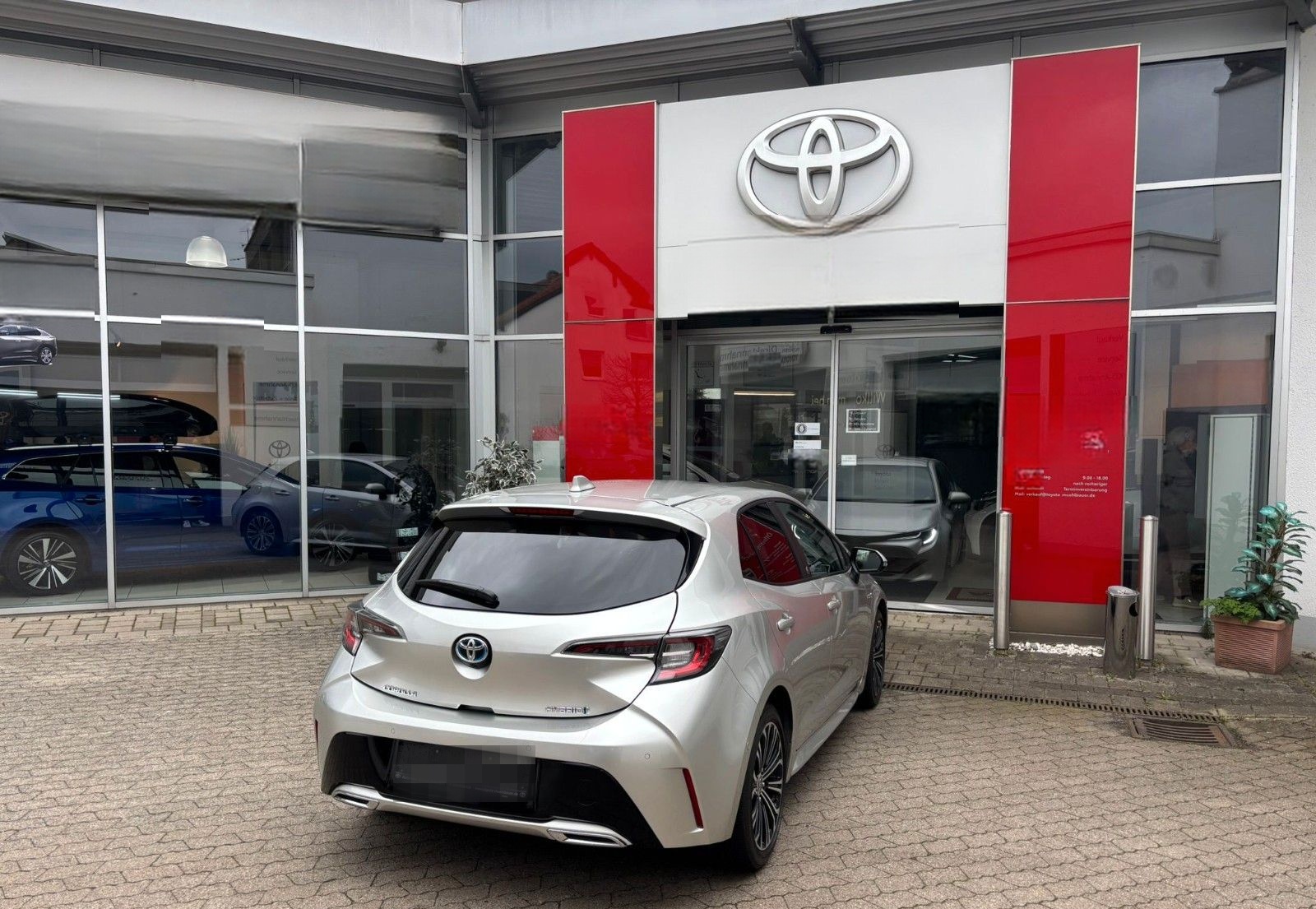 Toyota Corolla Hybrid Team D I Sitzheizung I KAMERA foto 21