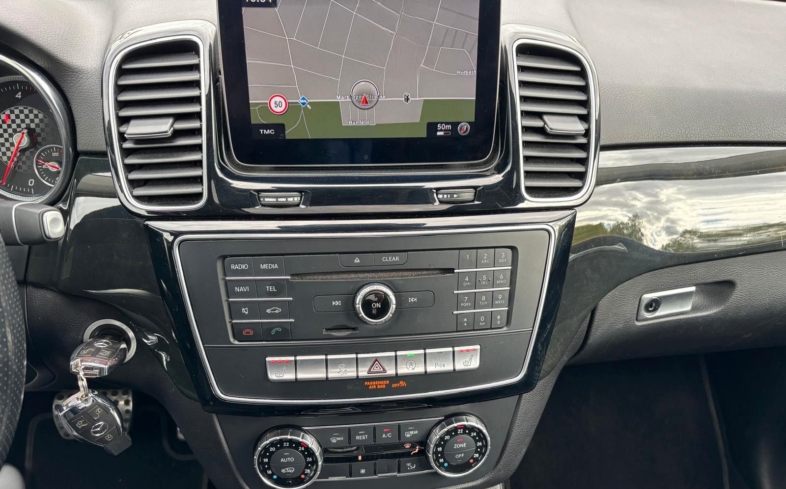 Mercedes-Benz GLE 350 3.0 d 4Matic AMG Line Pano LED foto 12