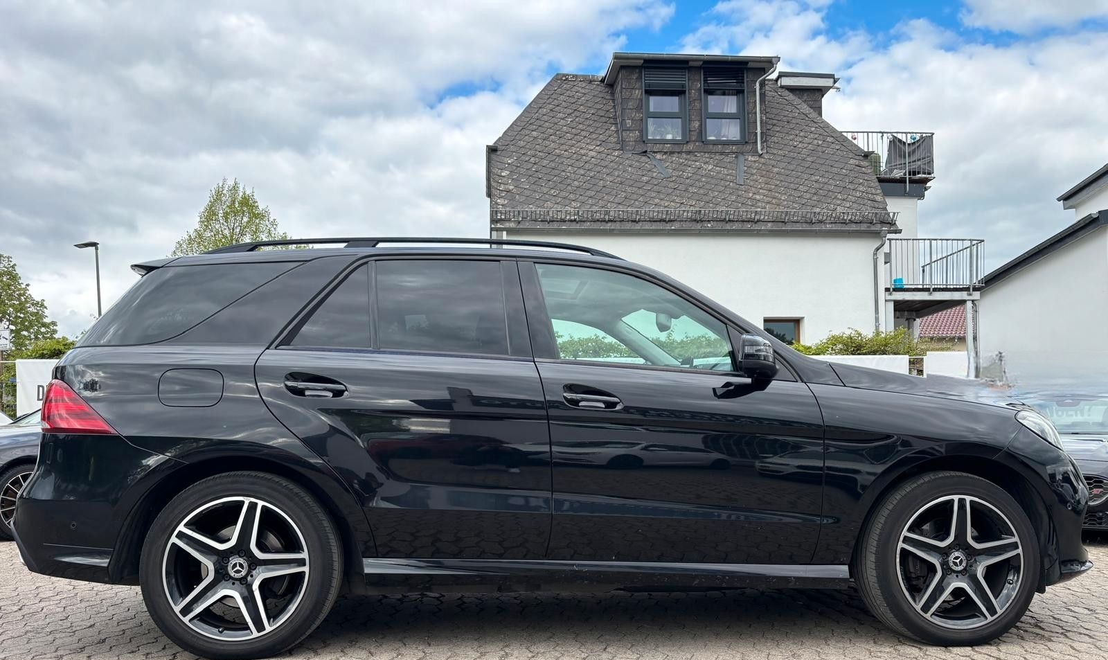 Mercedes-Benz GLE 350 3.0 d 4Matic AMG Line Pano LED foto 5