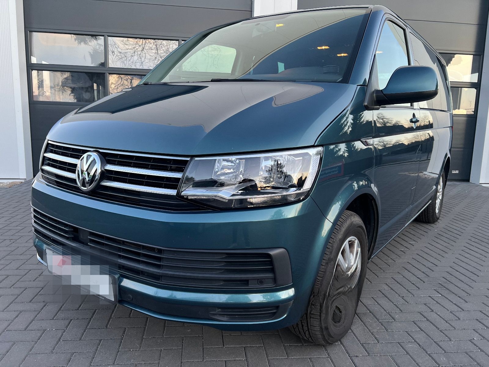 Volkswagen T6 Caravelle Comf. DSG ACC 9 Sitzer Temp PDC AHK foto 2